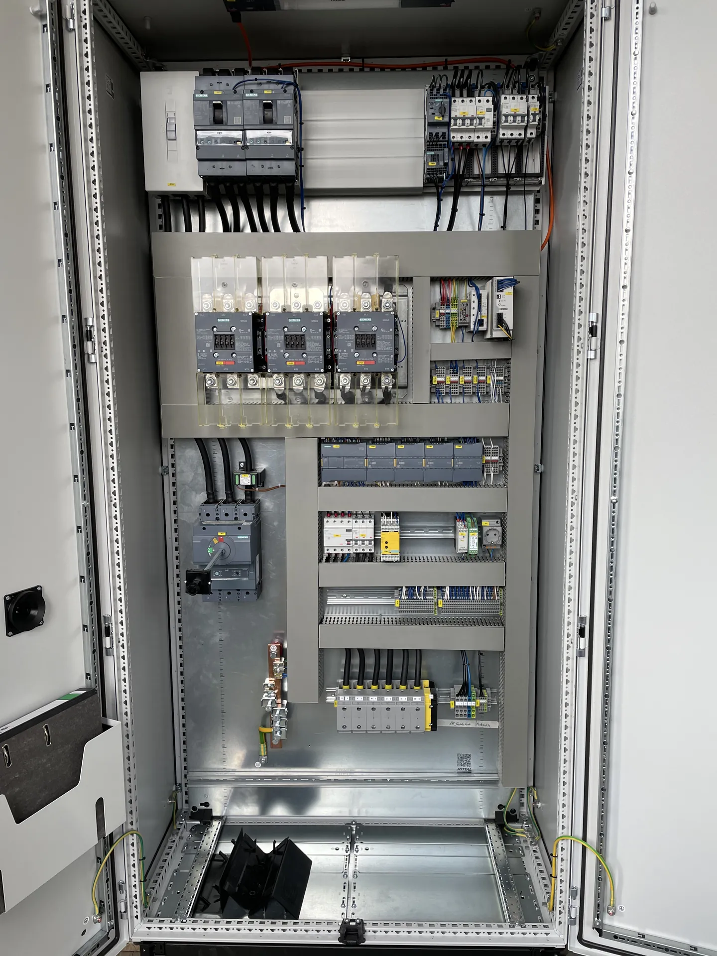 Schaltschrankbau und Industrieautomation mit SPS-Technik